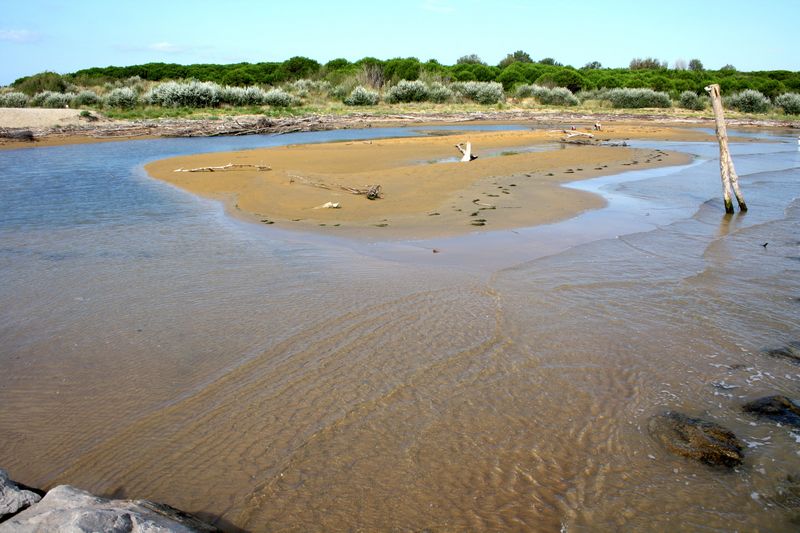 Il faro di Bibione e la foce del tagliamento